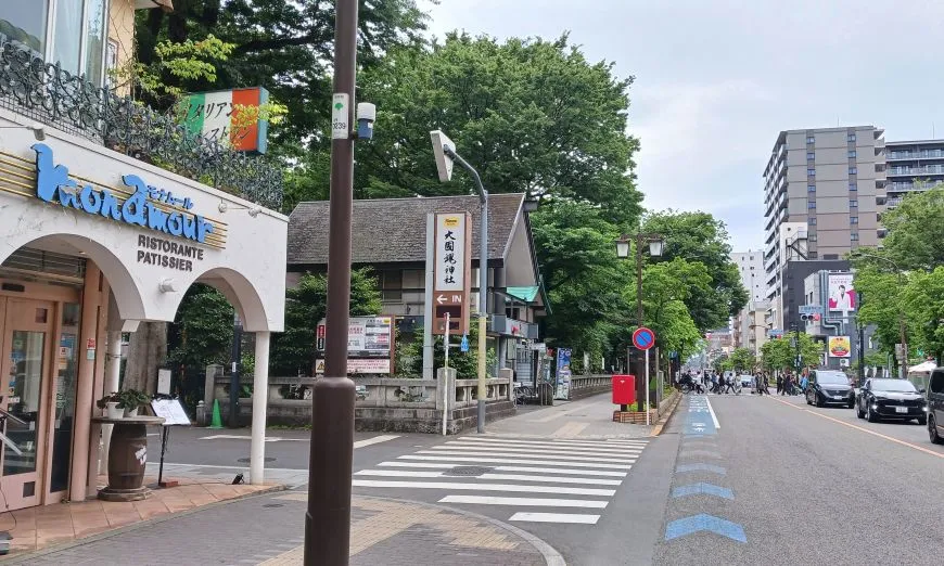 大國魂神社 タイムズ駐車場