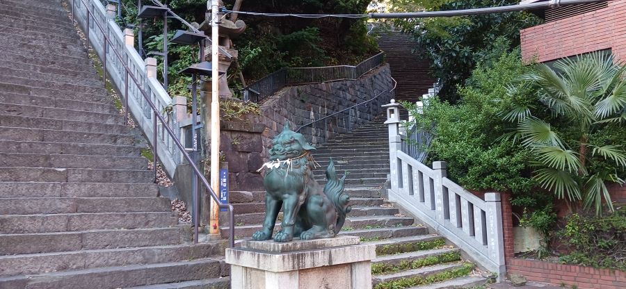 愛宕神社の女坂