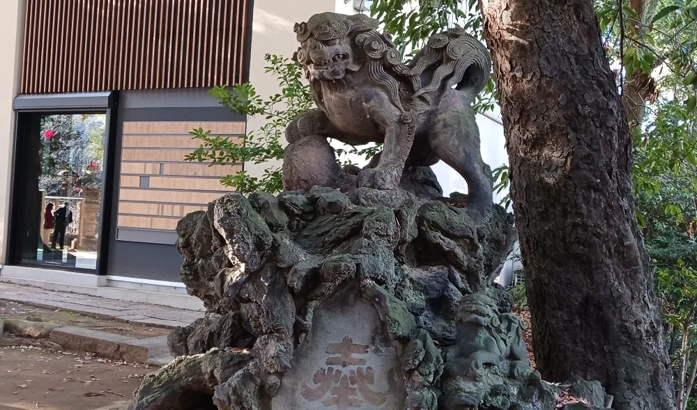 赤坂氷川神社 二の鳥居 狛犬