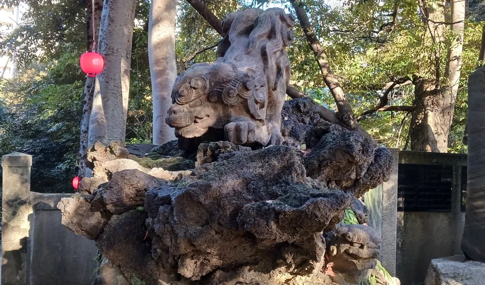 赤坂氷川神社 二の鳥居 狛犬