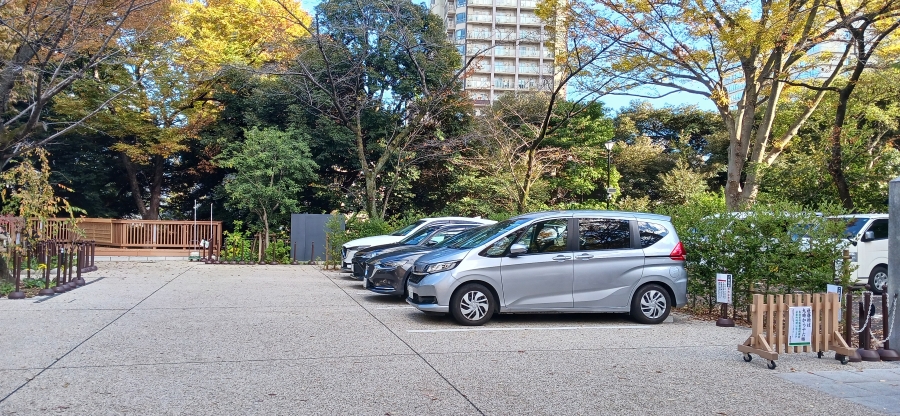 参拝者専用駐車場