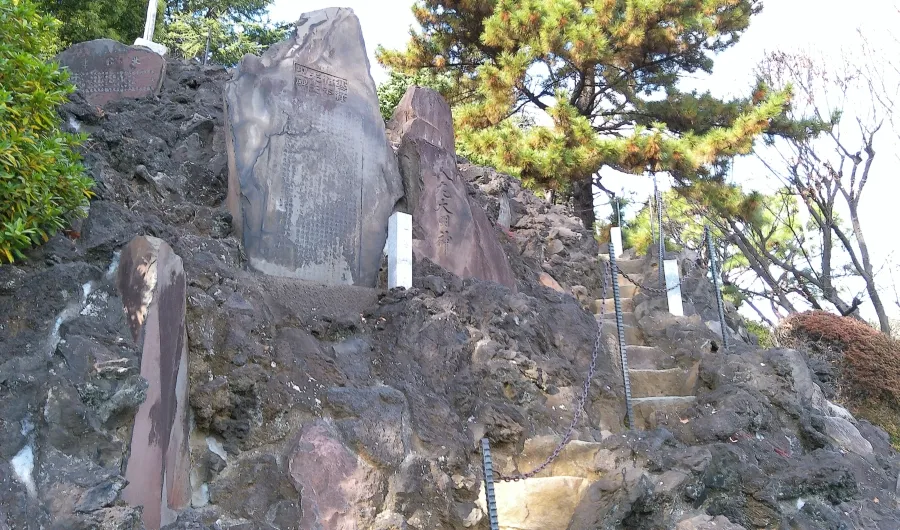 品川神社 富士塚