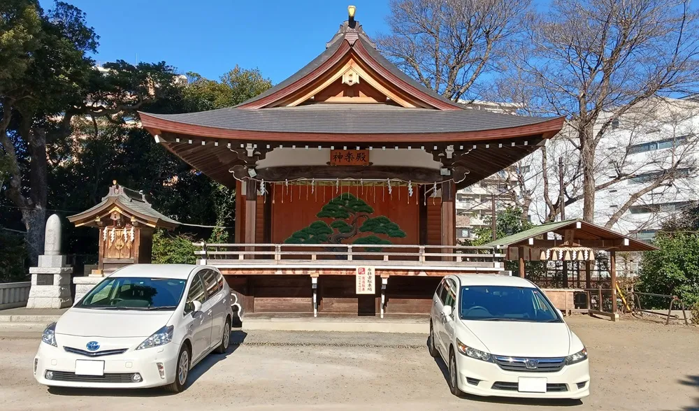 品川神社 神楽殿