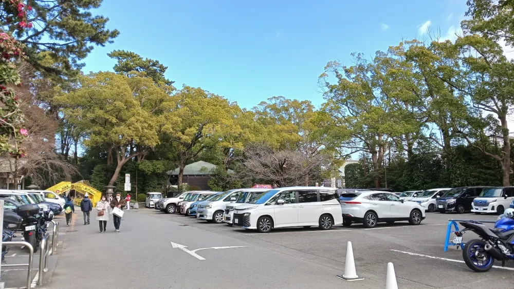 寒川神社 第1駐車場