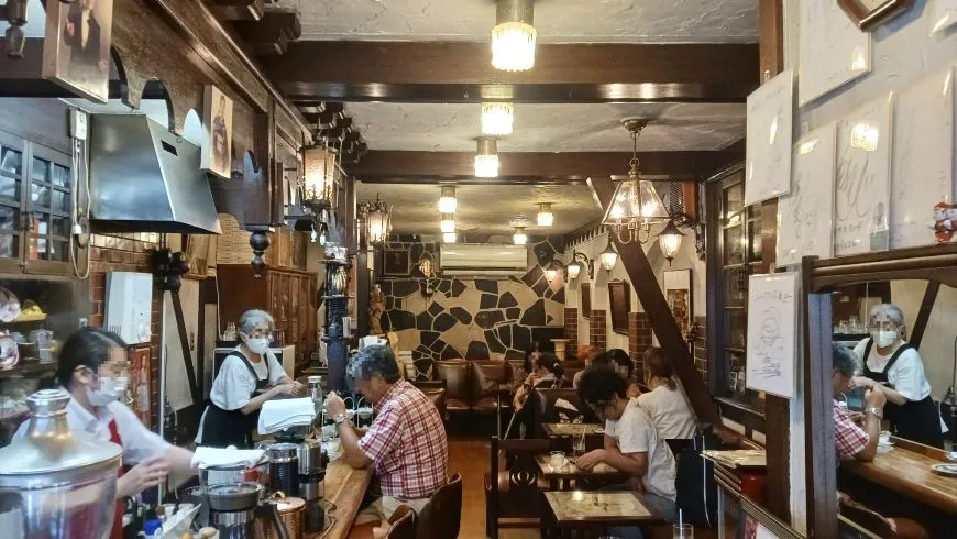珈琲専門店 ニュー プリンス 店内