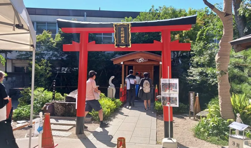 蛇窪神社 白蛇弁財天