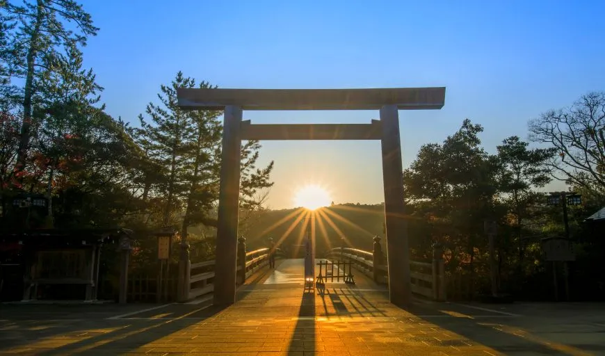 伊勢神宮 御来光 鳥居