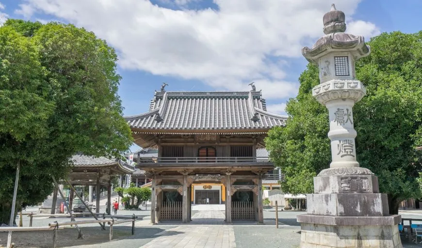 豊川稲荷 妙厳寺 山門