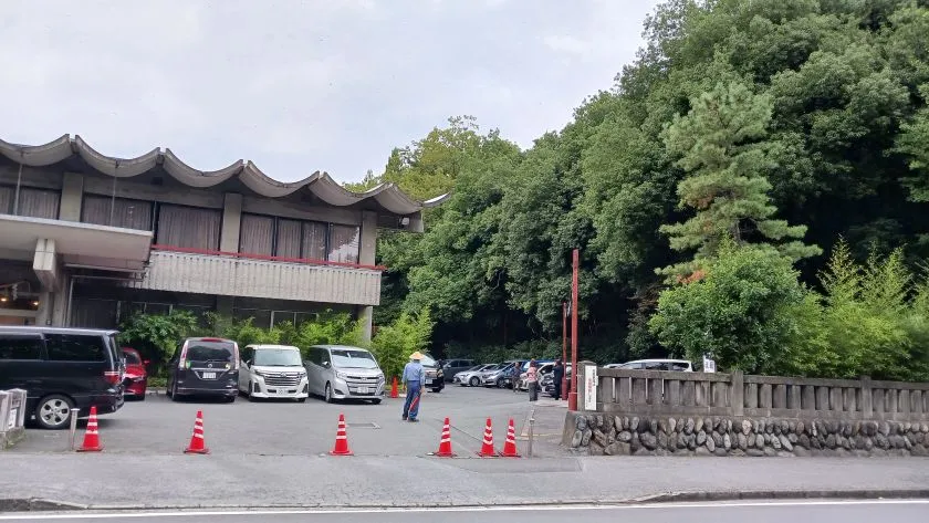 秩父神社 参拝専用駐車場