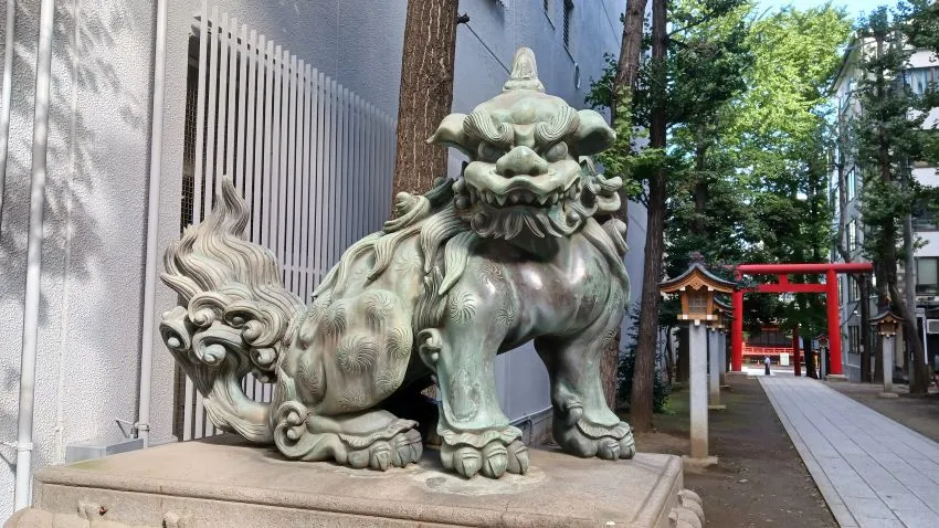 花園神社 唐獅子 吽形 雌