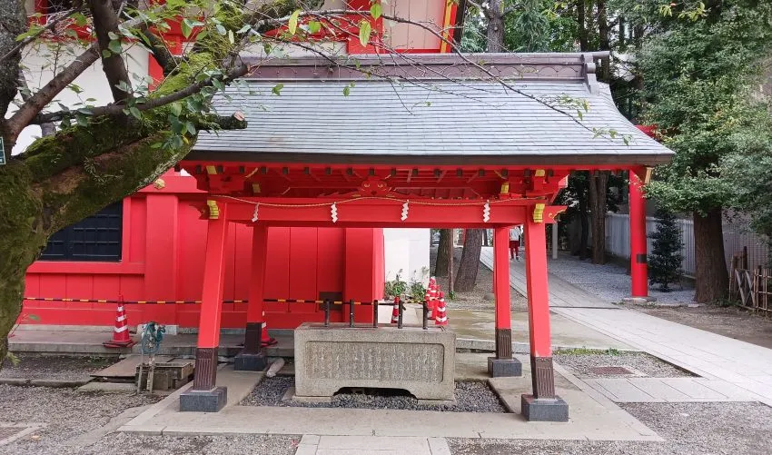 花園神社 手水舎