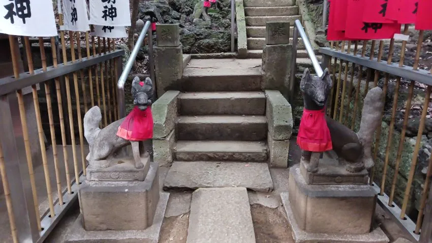 代々木八幡宮 出世稲荷大明神