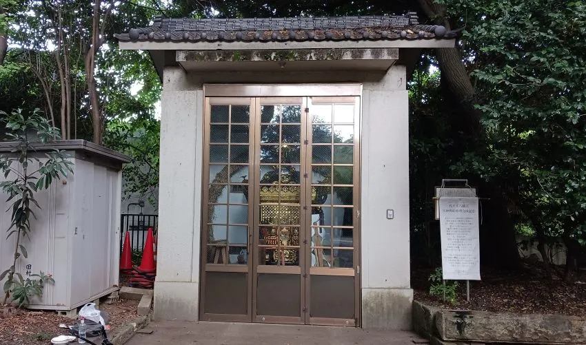 代々木八幡宮 宮神輿庫