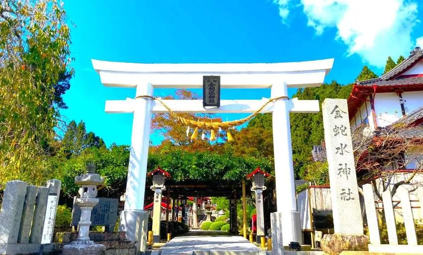 金蛇水神社 一の鳥居
