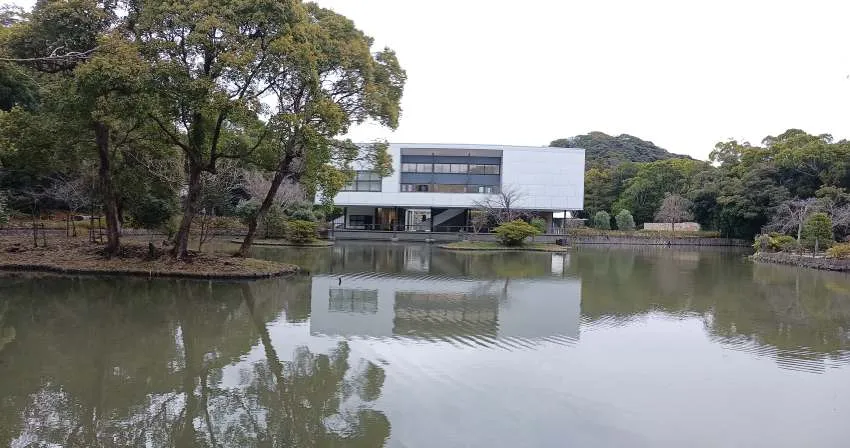 鶴岡八幡宮 平家池