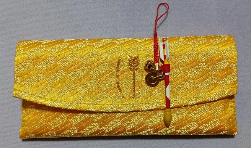 皆中稲荷神社 宝くじ入れ 的中矢まもり