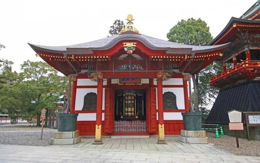 成田山新勝寺 一切経堂