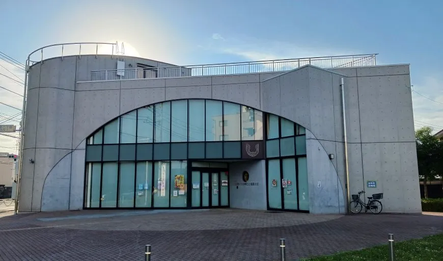 武蔵府中熊野神社古墳展示館