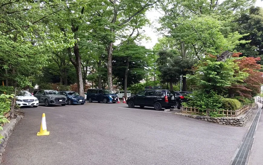 大國魂神社 結婚式場 駐車場