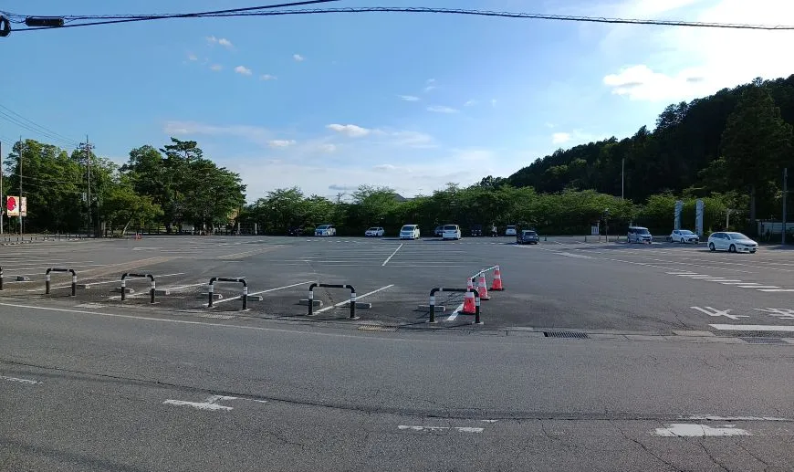 高麗神社 第一駐車場
